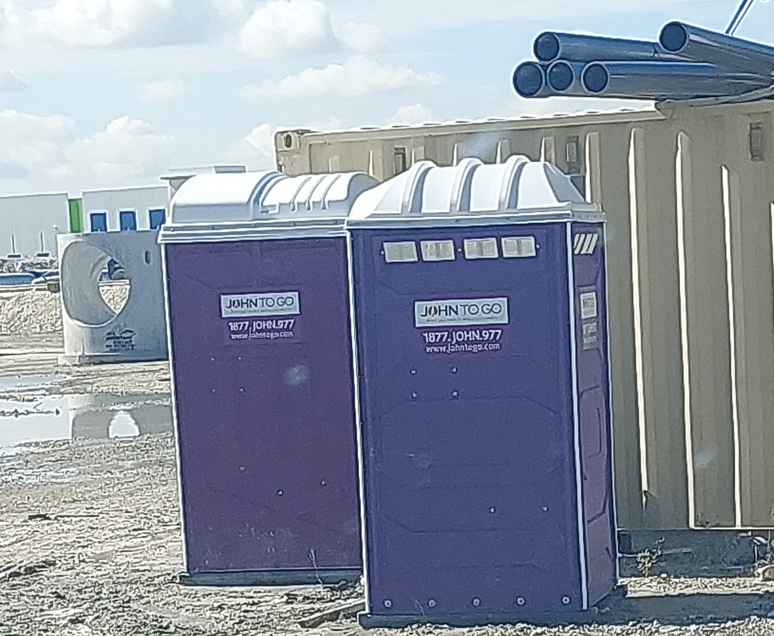 Porta potty rental in Garden City for outdoor activities