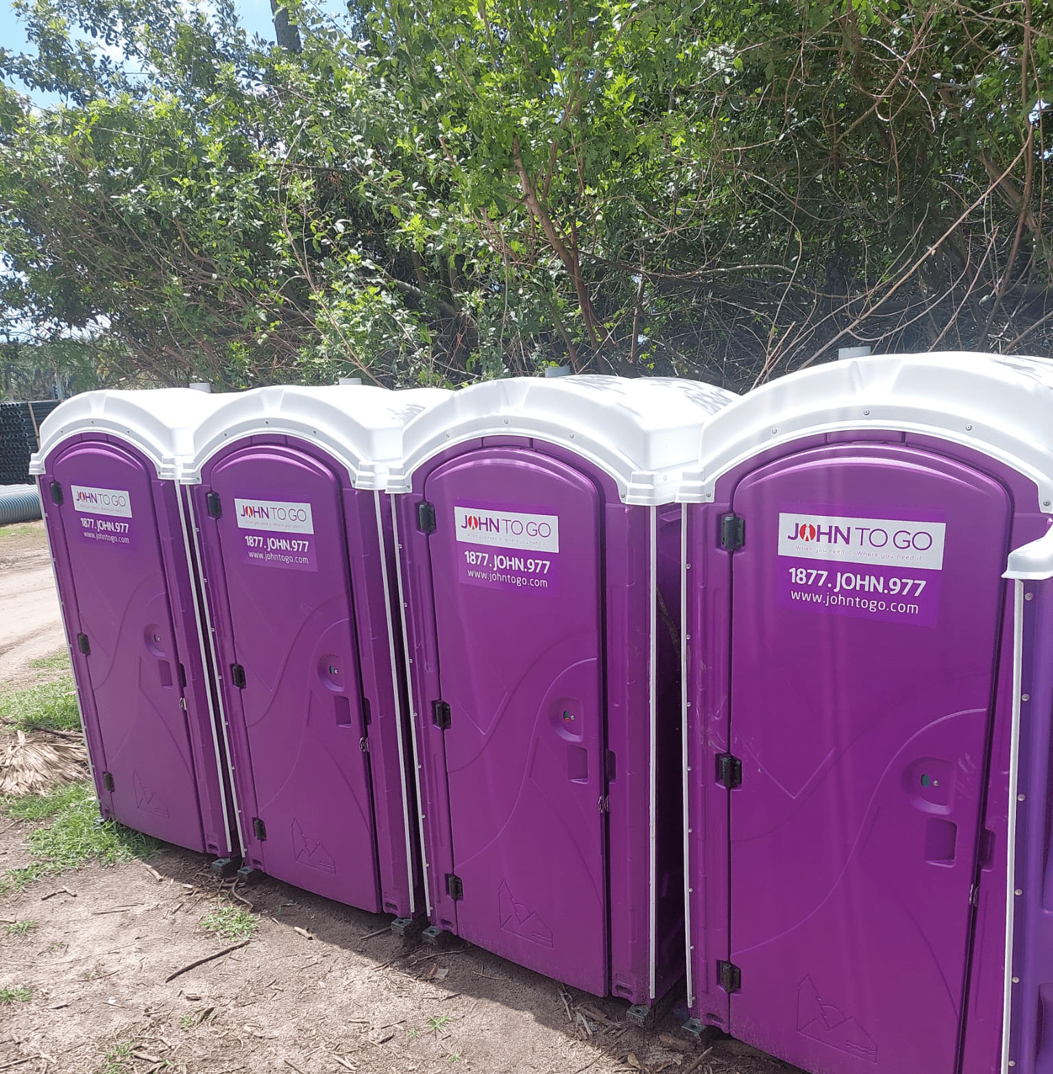 A portable toilet rental Long Island Suffolk for an outdoor event
