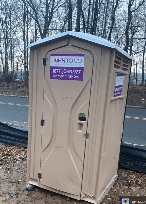 porta potties for road construction